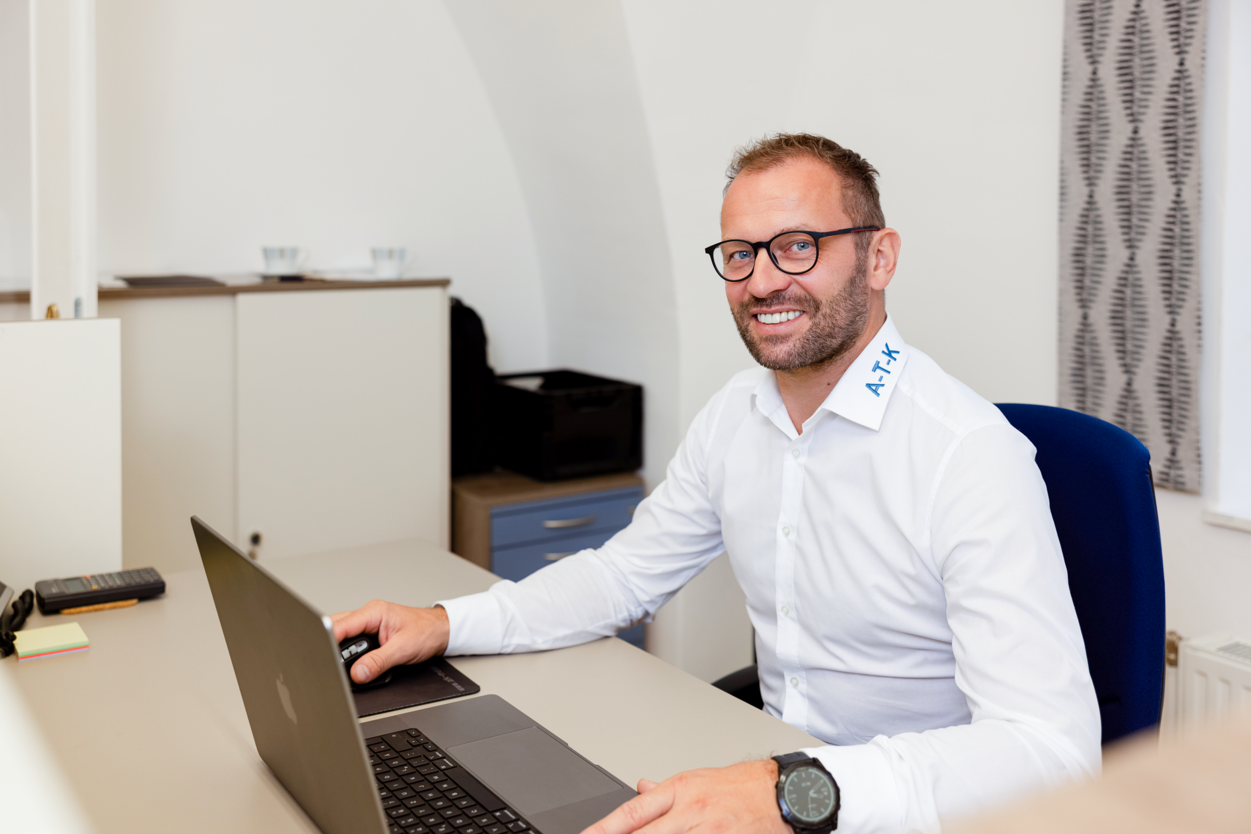 ATK-Mitarbeiter-jv-design_HELLER